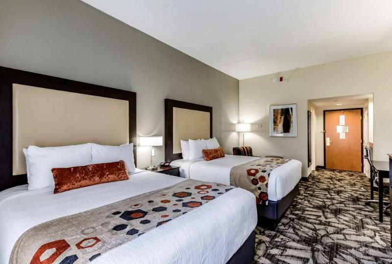 Holiday Inn Express & Suites Cedar Falls - Waterloo By Ihg Exteriör bild