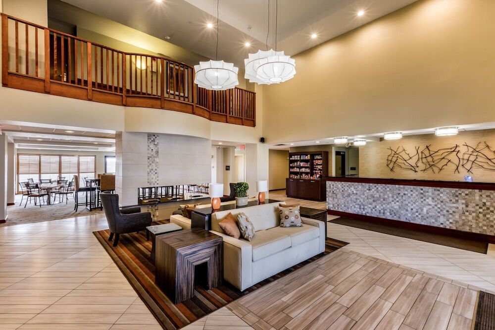 Holiday Inn Express & Suites Cedar Falls - Waterloo By Ihg Exteriör bild