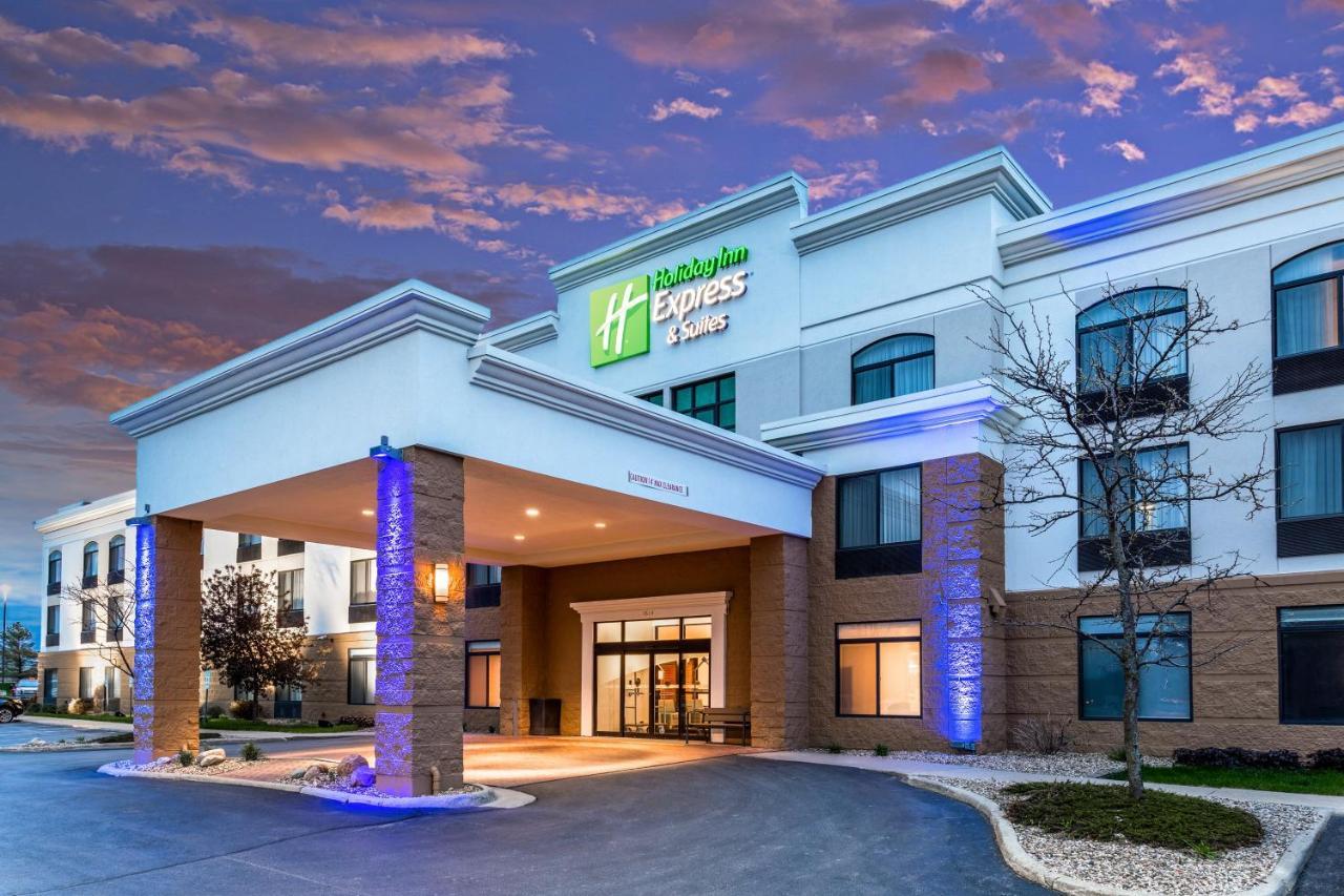 Holiday Inn Express & Suites Cedar Falls - Waterloo By Ihg Exteriör bild